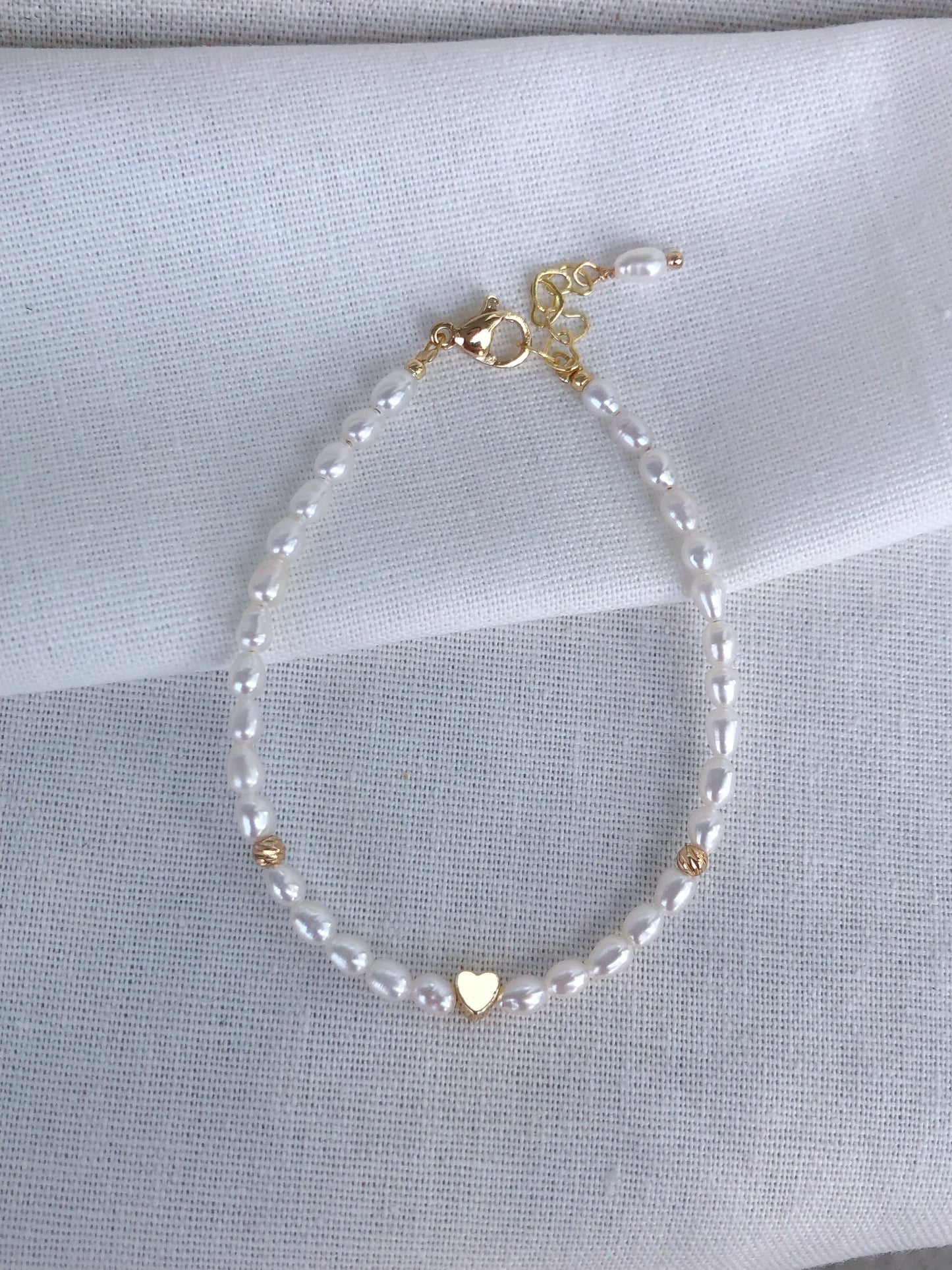 Amour de Mistissi Heart Rice Pearl Bracelet