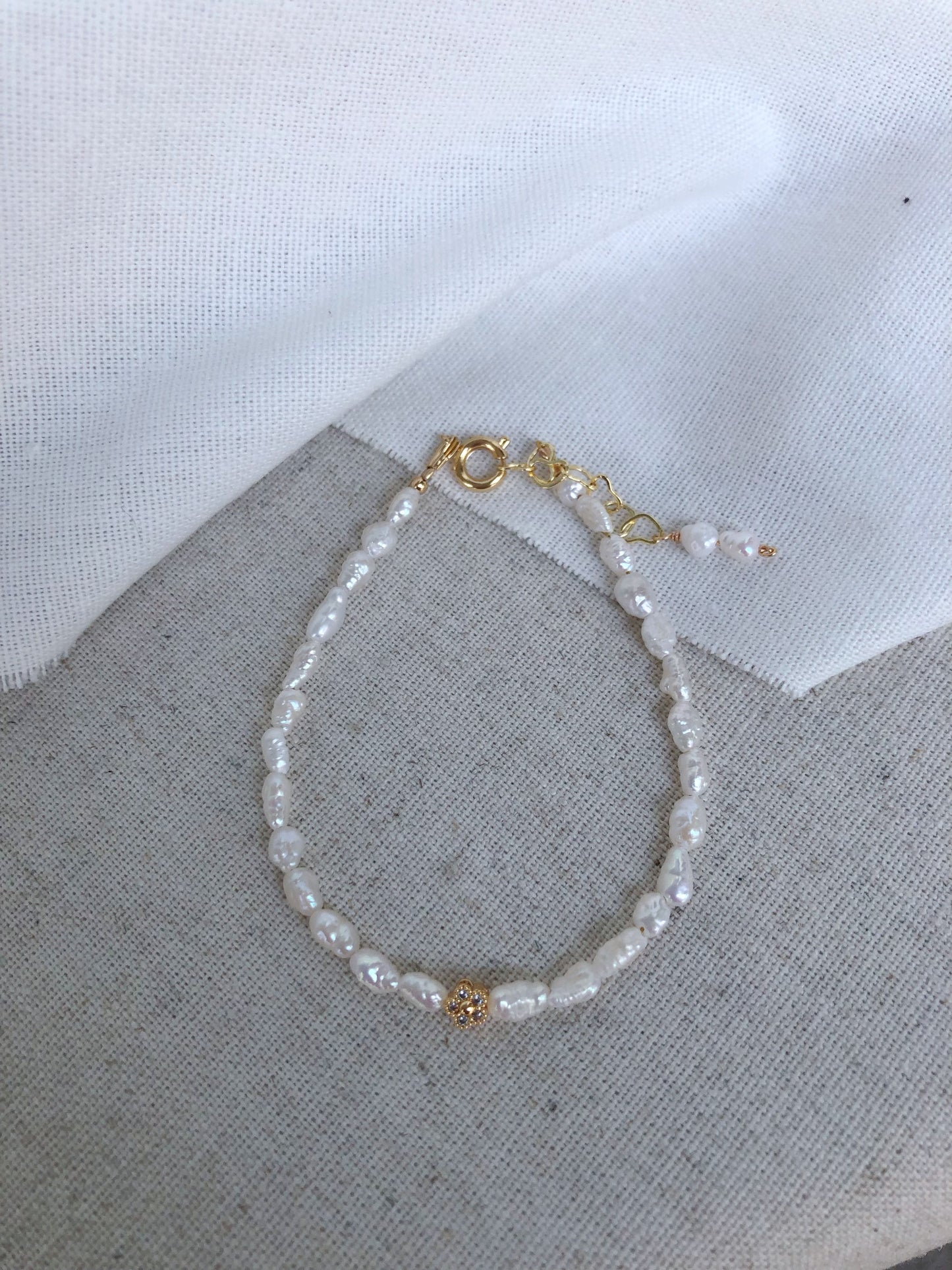 Amour de Mistissi Flower Keshi Pearl Bracelet
