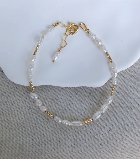 Amour de Mistissi Golden Wave Keshi Pearl Bracelet