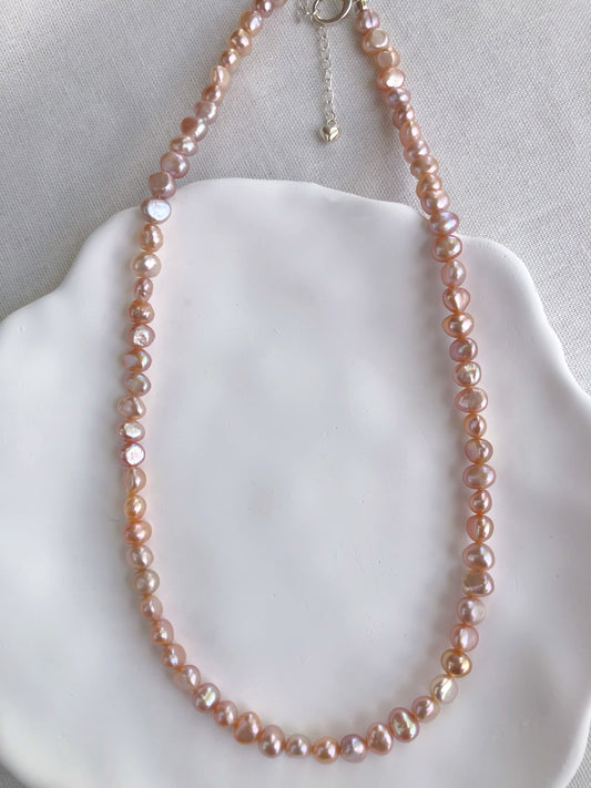 Rose Brume de Mistissi Baroque necklace