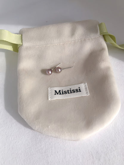 Micro de Mistissi Stud Pearl Earrings