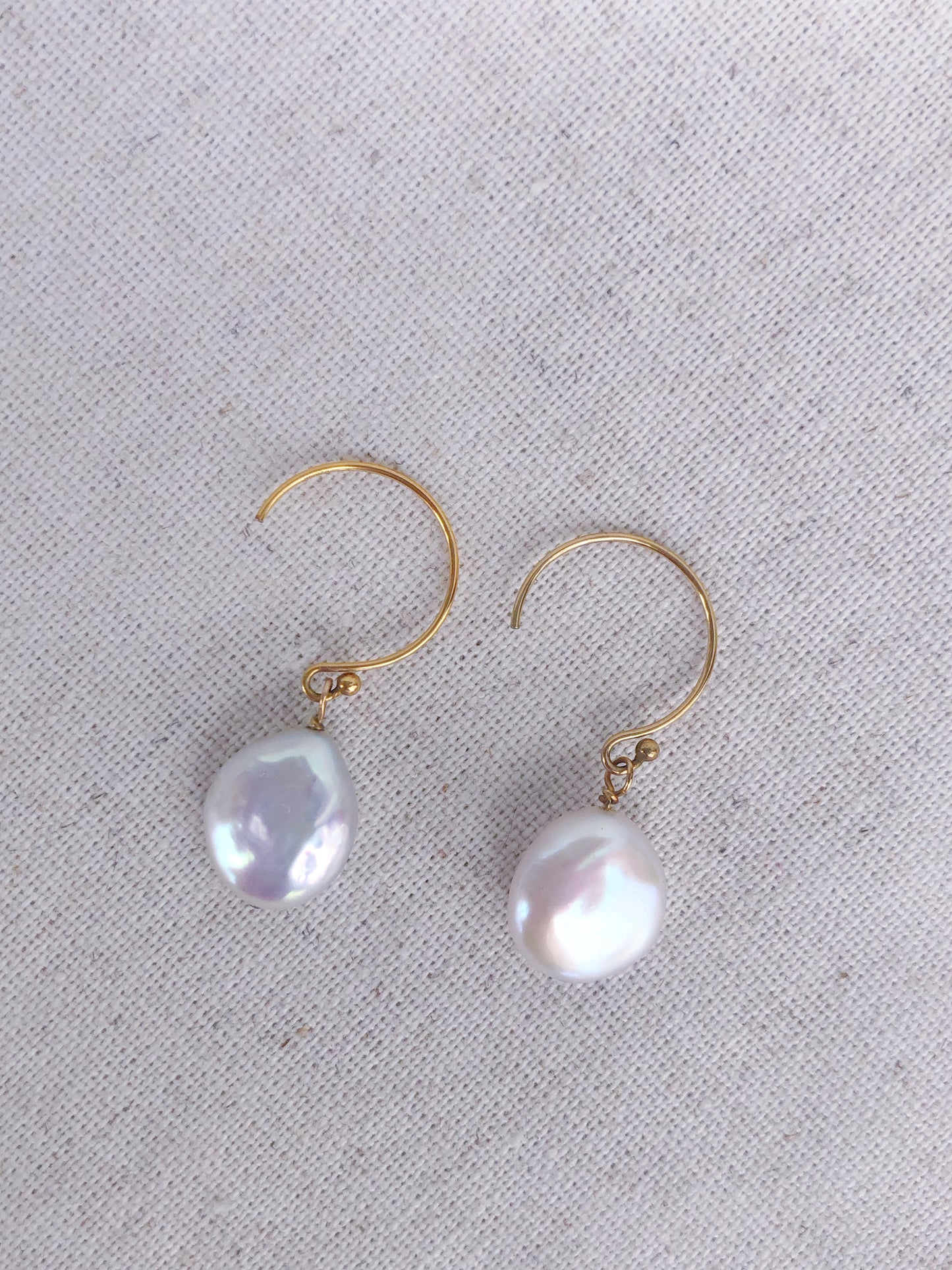 Amour de Mistissi Drop Freshwater Pearl Earrings