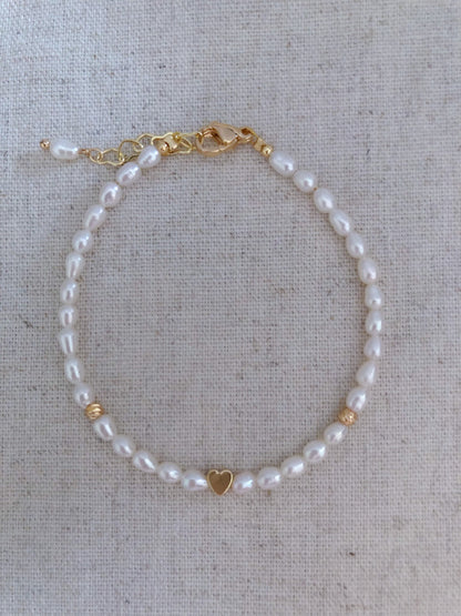 Amour de Mistissi Heart Rice Pearl Bracelet