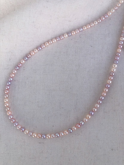 Colour de Mistissi- Rainbow Pearl Necklace