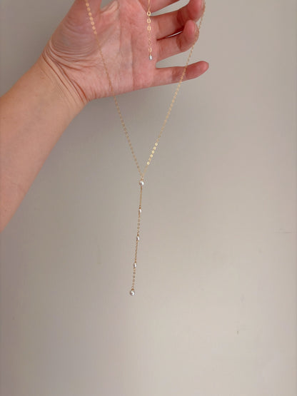 Perle en Suspens lariat necklace