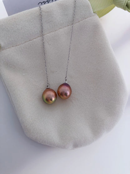 Couleur de Mistissi Dangle Pearl Earrings