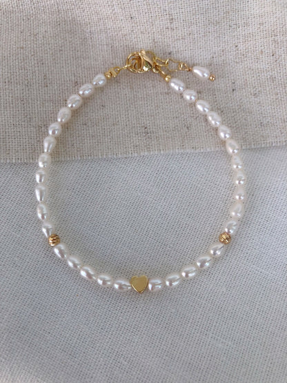 Amour de Mistissi Heart Rice Pearl Bracelet