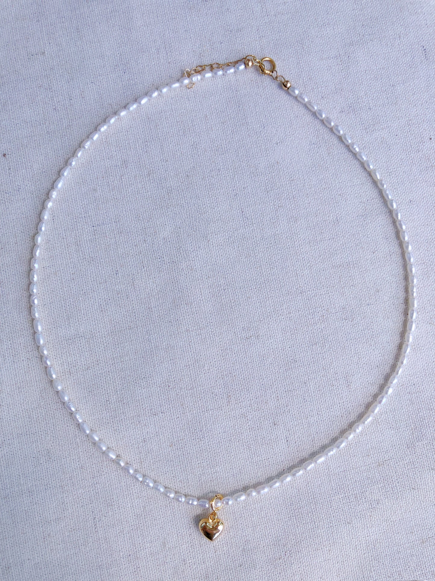 Micro de Mistissi – Seed Rice Pearl Bracelet