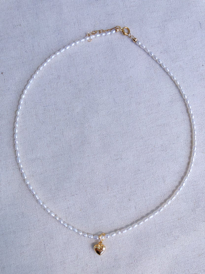 Micro de Mistissi – Seed Rice Pearl Necklace
