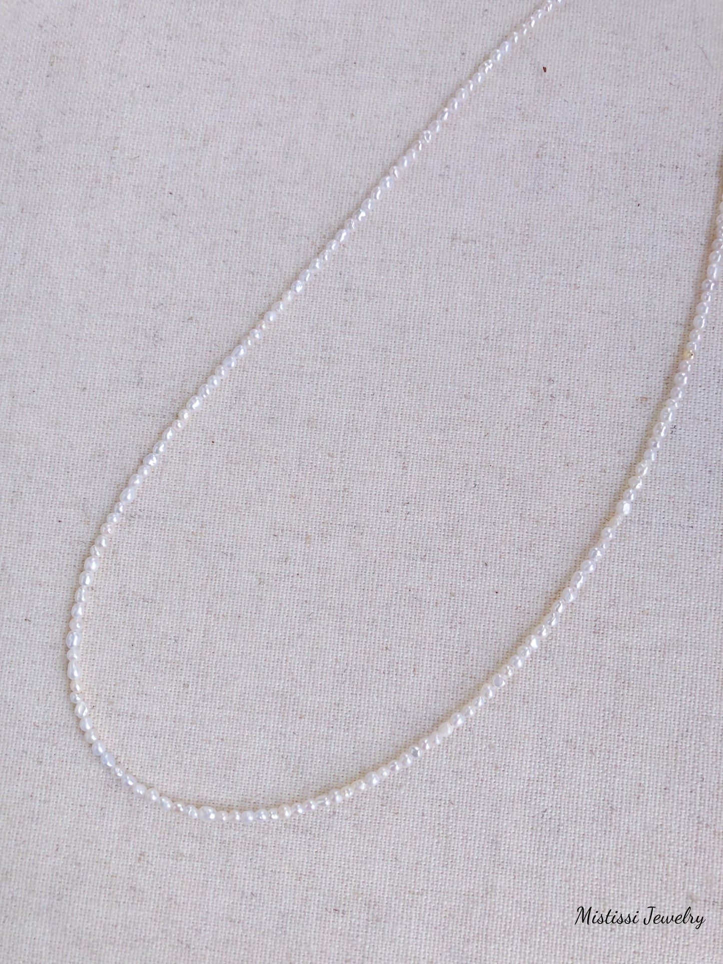 Micro de Mistissi – Soft Whisper Necklace