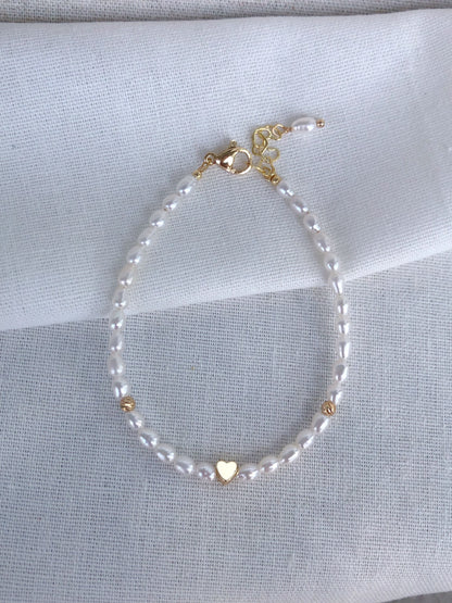 Amour de Mistissi Heart Rice Pearl Bracelet