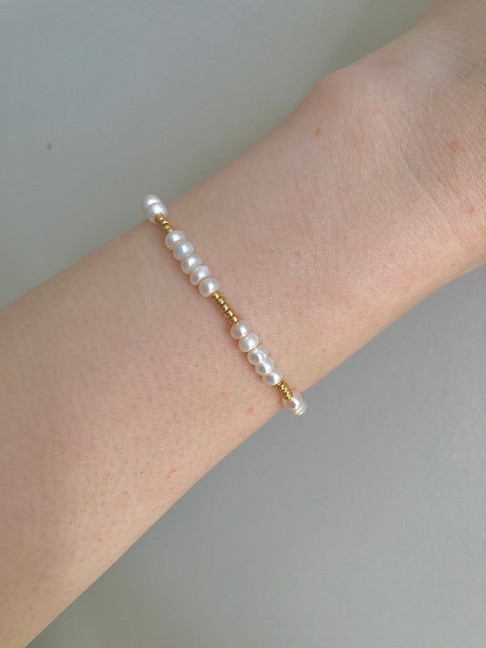 Couleur de Mistissi: Golden Baroque Pearl Bracelet