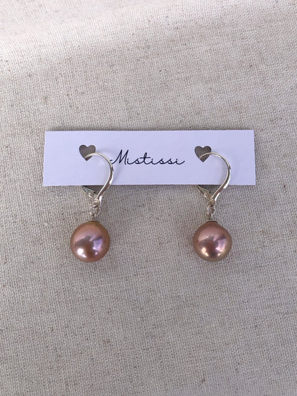 Amour de Mistissi: Metallic Edison Pearl Earrings
