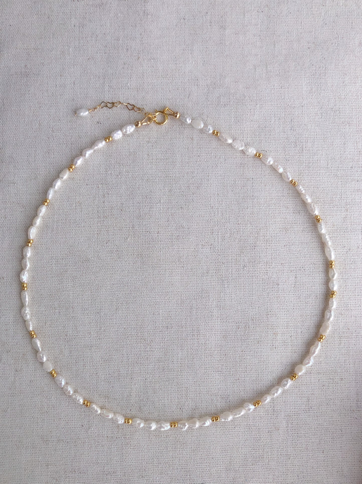 Perles au Soleil- freshwater keshi pearls necklace