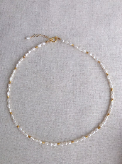 Perles au Soleil- freshwater keshi pearls necklace