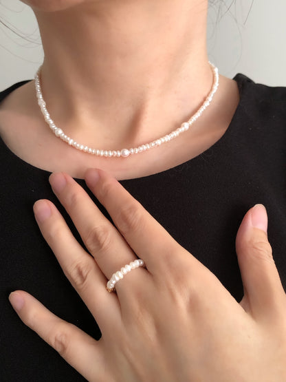 Golden Mistissi Baroque Pearl Necklace