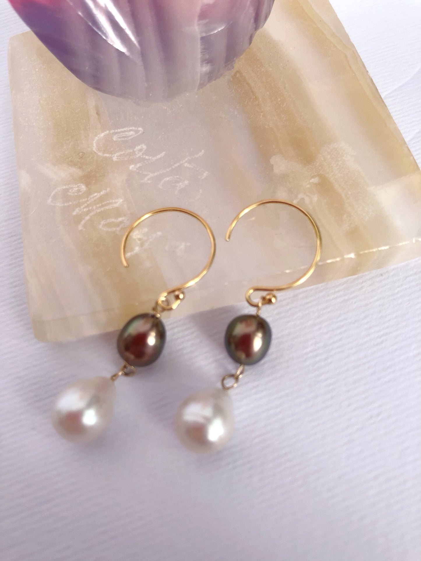 Couleur de Mistissi Duo: Baroque Freshwater Pearl Earrings