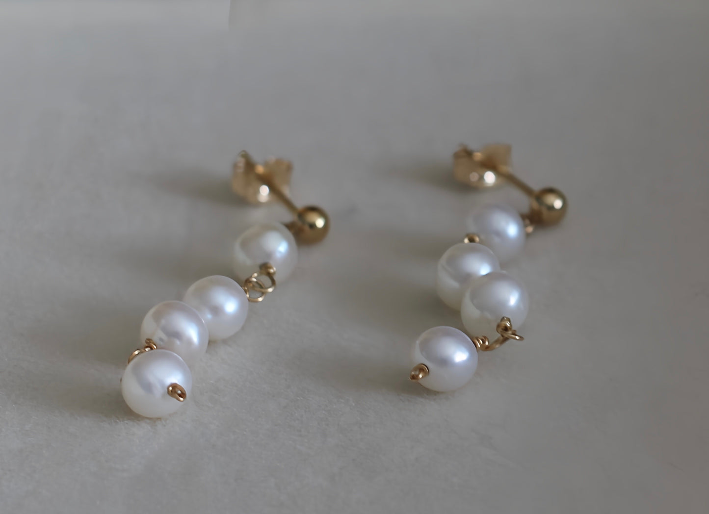 Amour de Mistissi Quartet: Freshwater Pearl Earrings