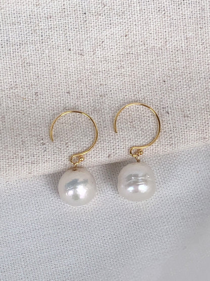 Amour de Mistissi Baroque Freshwater Pearl Earrings