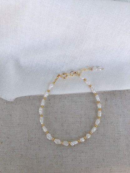 Amour de Mistissi Golden Keshi Pearl Bracelet