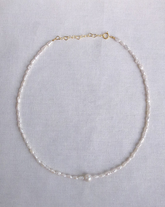 Amour de Mistissi keshi pearl choker
