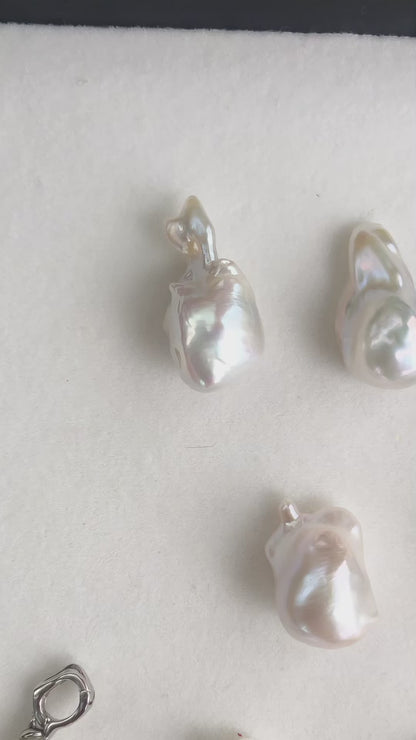 Baroque Pearl Pendant