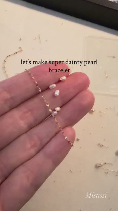 Mistissi ultra dainty pearl bracelet