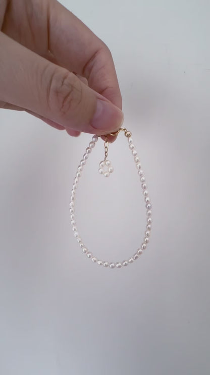 Flower Pearl Bracelet